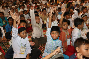 Tata Cara Sedekah Ke Anak Yatim yang Bisa Dilakukan